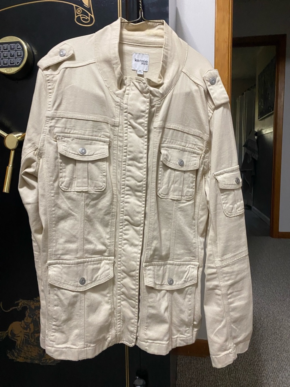 kensie Light Cream Utility Jacket with Front Flap Pockets